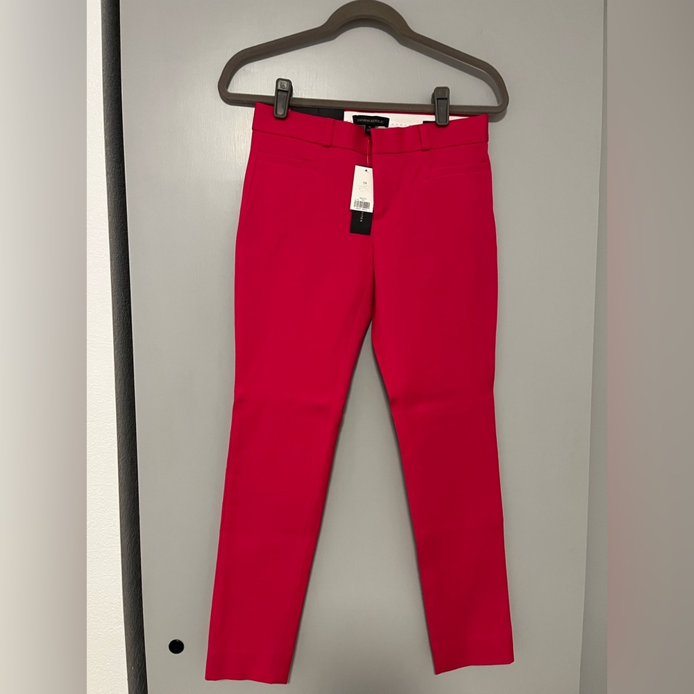 New with tags Banana Republic Sloan pant. Size 0.